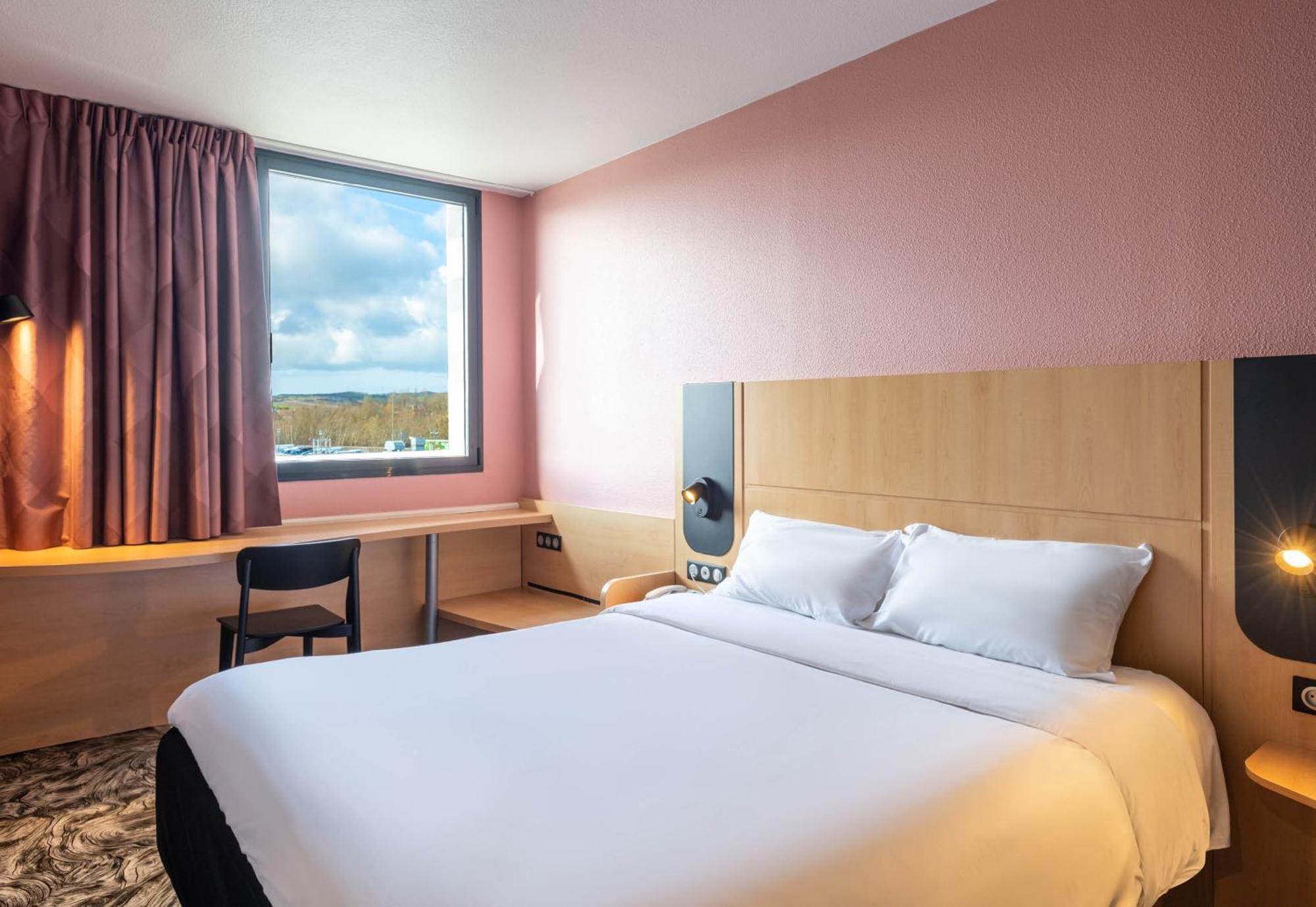 B&B Hôtel Calais Terminal Cité Europe 3 étoiles Coquelles Exterior foto